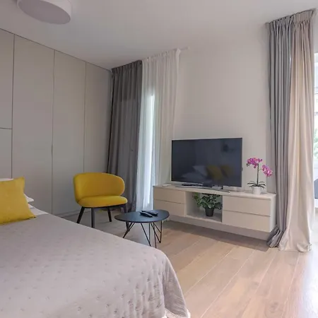 Hajduk & St. Joseph Apartment